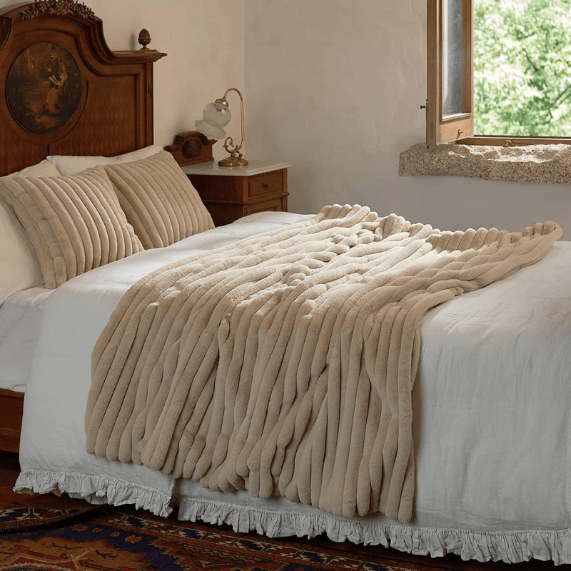 Calming Fluffy Fleece Blanket - The Calming Co. Australia